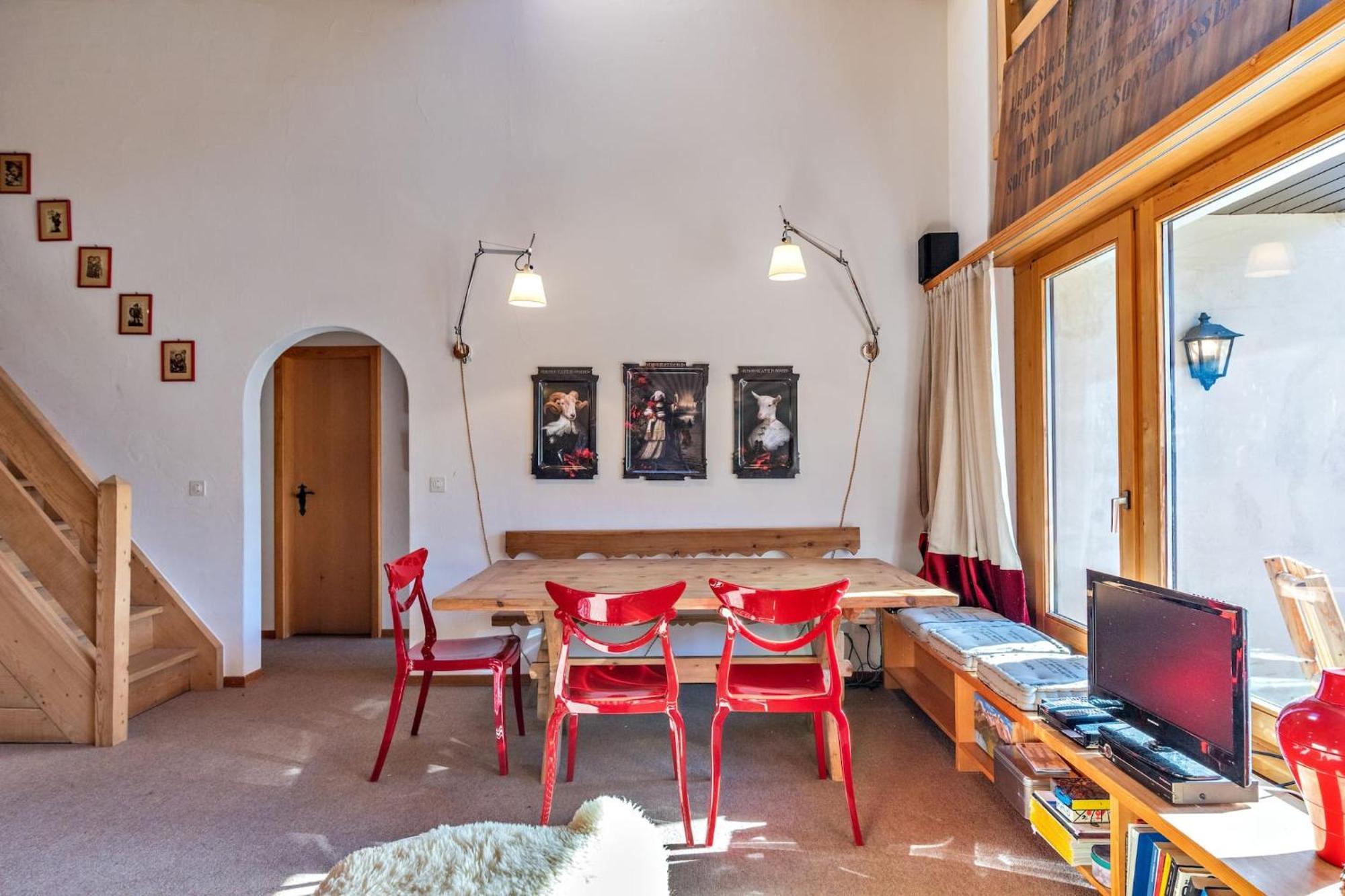 Chesa Panorama B - La Punt Apartment Bagian luar foto